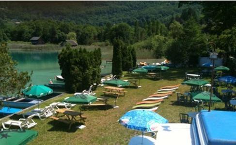 Les Sirenes Hotel Lepin-le-Lac Exterior photo